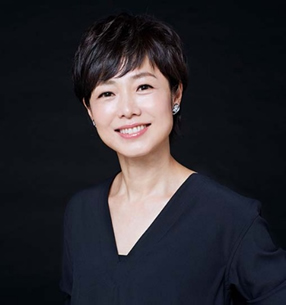 有働由美子様